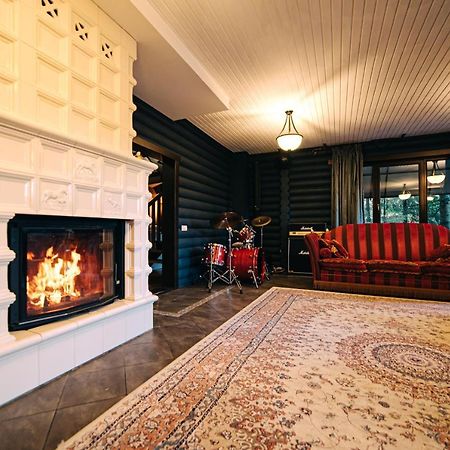 Chalet Melodiyagir Pilipets Luaran gambar